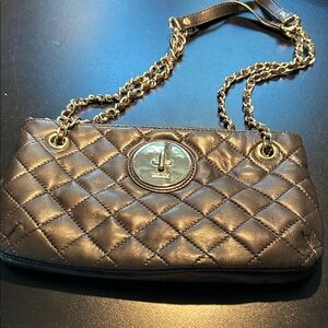Elegant Quilted Leather DKNY Black Chain Shoulder Bag
